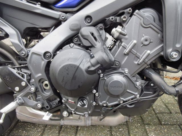 yamaha - mt-09-y-amt