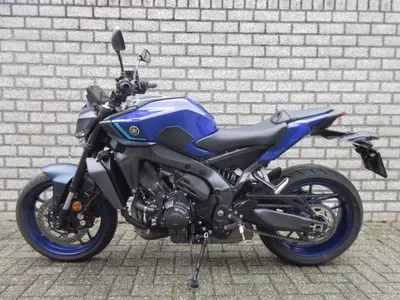 YAMAHA MT 09 Y-AMT – foto 2