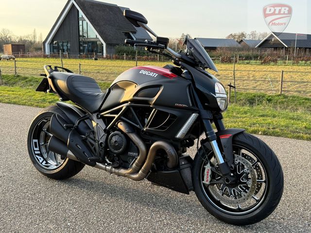 ducati - diavel-strada