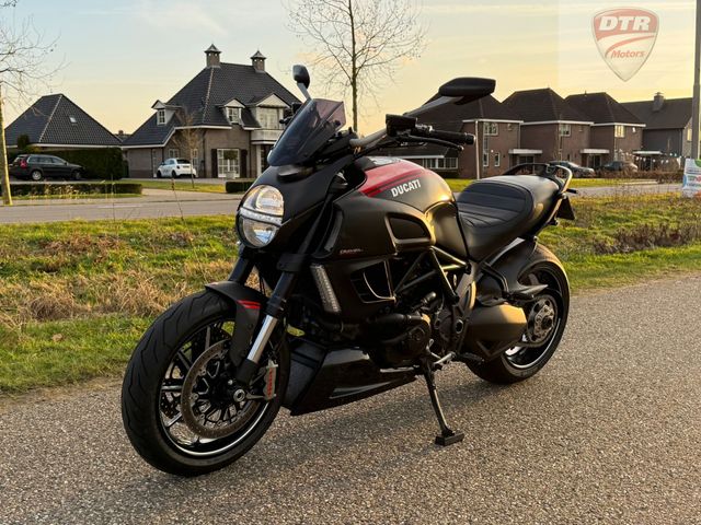 ducati - diavel-strada