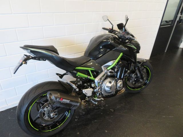 kawasaki - z900