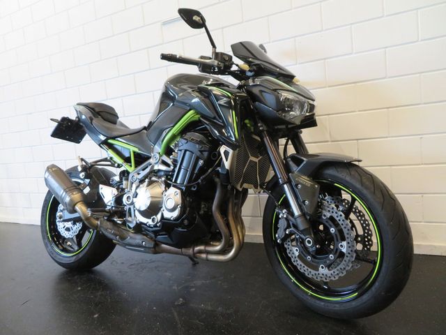 kawasaki - z900