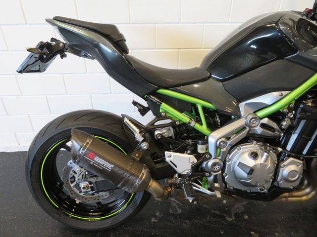 kawasaki - z900