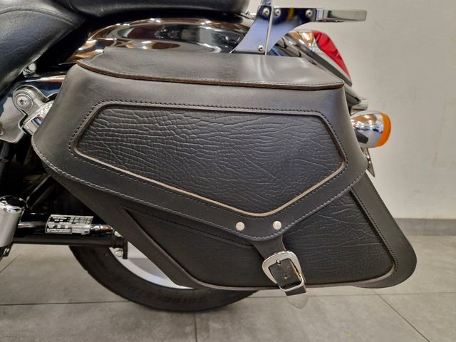 honda - vtx-1800