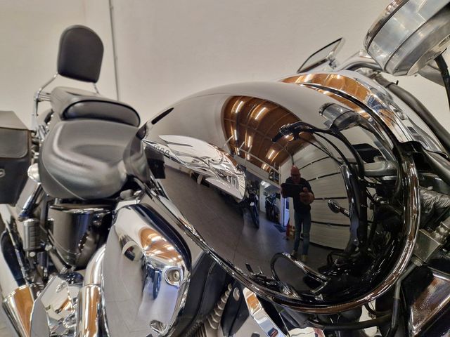 honda - vtx-1800