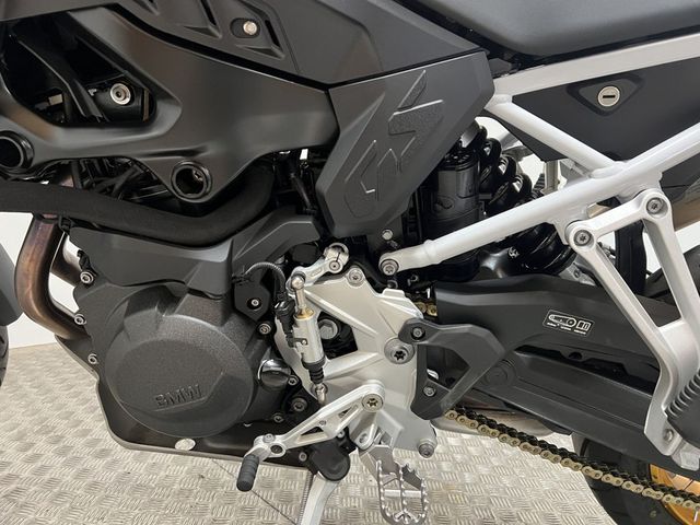 bmw - f-900-gs-adventure