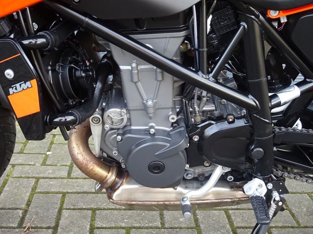 ktm - 690-duke