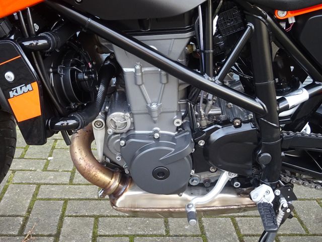 ktm - 690-duke