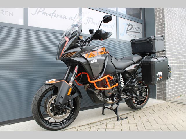 ktm - 1290-super-adventure-s