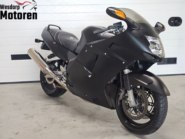 honda - cbr-1100--xx-super-blackbird