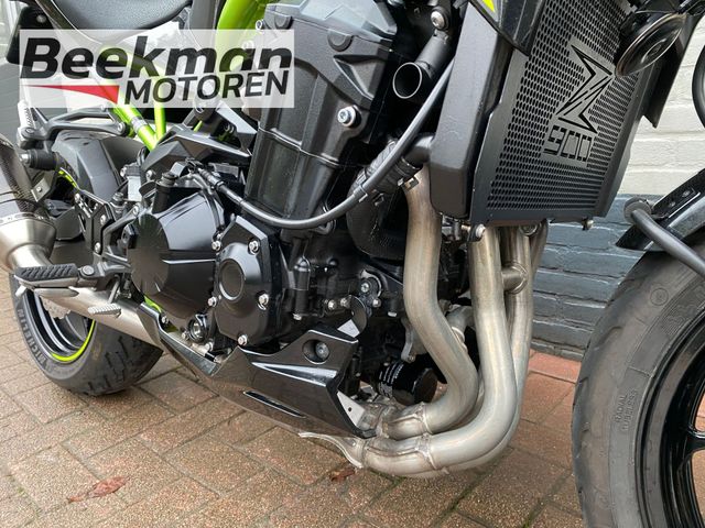 kawasaki - z900
