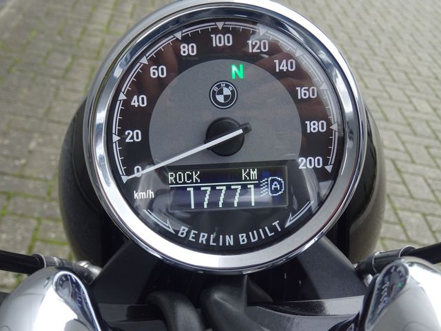 bmw - r-18