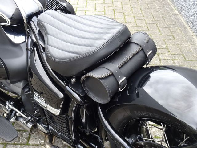 bmw - r-18
