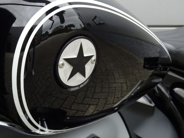 bmw - r-18