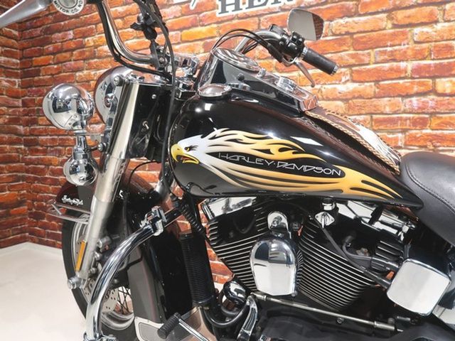 harley-davidson - heritage-softail-classic-flstc