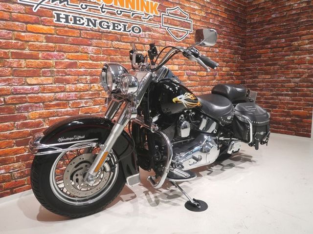 harley-davidson - heritage-softail-classic-flstc