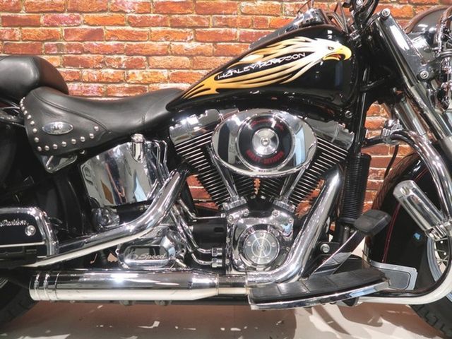 harley-davidson - heritage-softail-classic-flstc