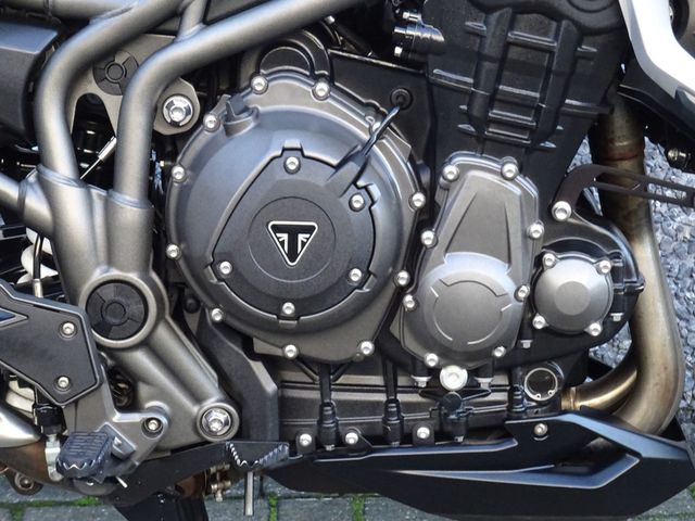 triumph - tiger-explorer-xrx