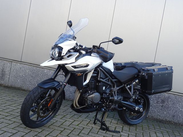 triumph - tiger-explorer-xrx