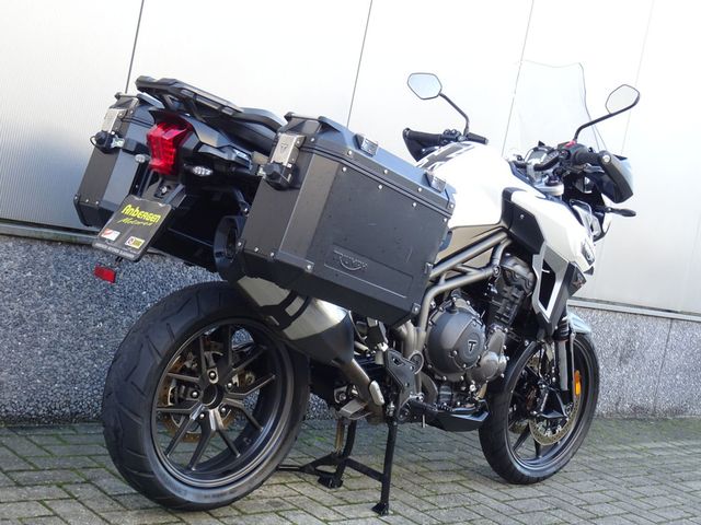 triumph - tiger-explorer-xrx