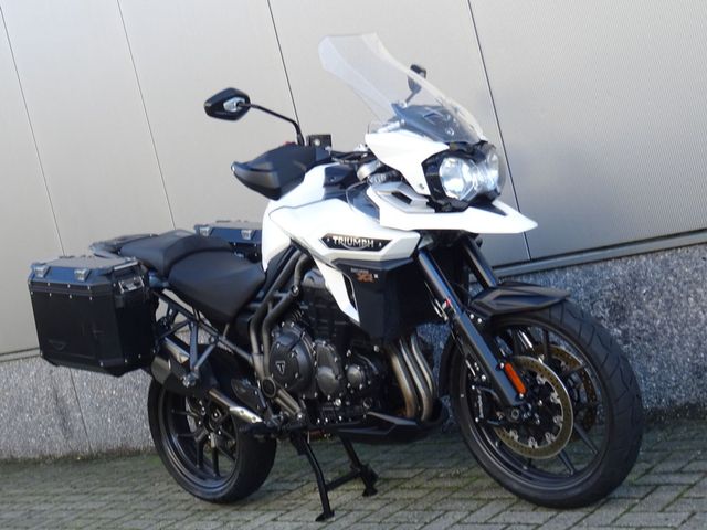 triumph - tiger-explorer-xrx