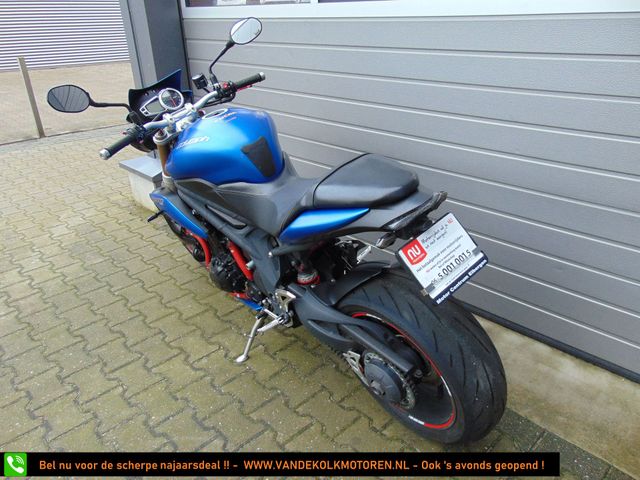 triumph - speed-triple-1050-abs