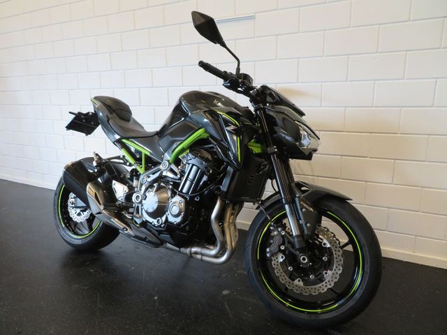 kawasaki - z900
