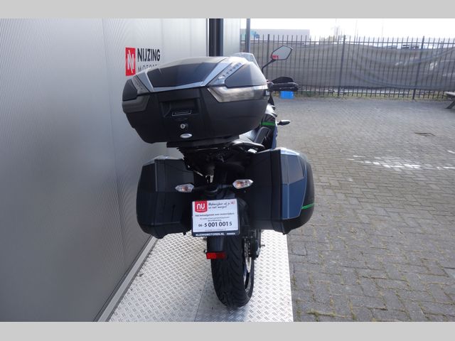 kawasaki - versys-650-grand-tourer