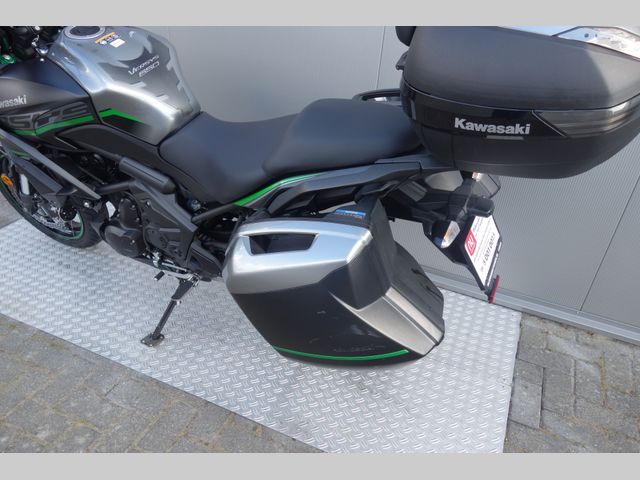 kawasaki - versys-650-grand-tourer