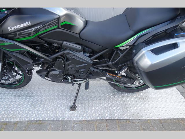 kawasaki - versys-650-grand-tourer