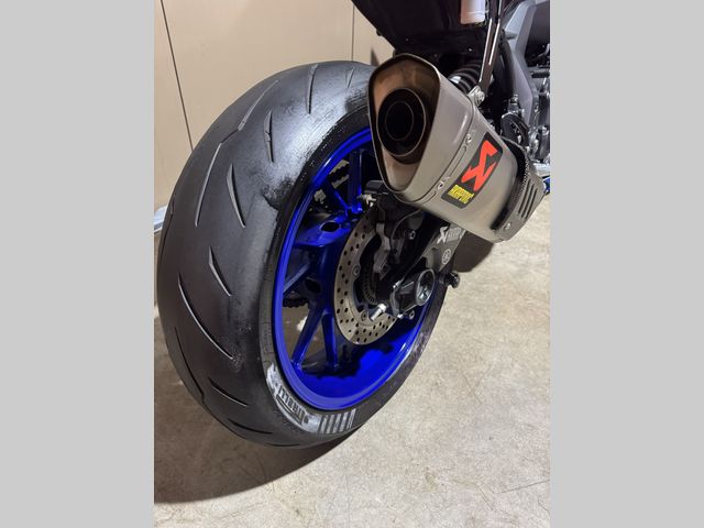 yamaha - r7-world-gp-60th-anniversary