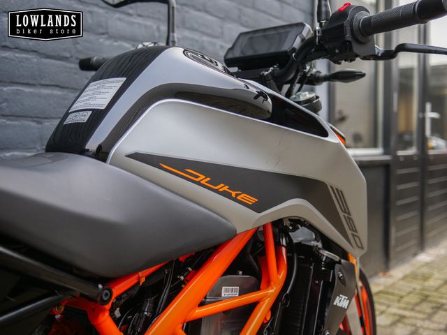 ktm - 390-duke-abs