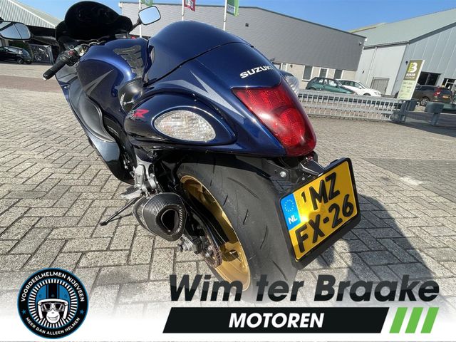 suzuki - gsx-r-1300-hayabusa