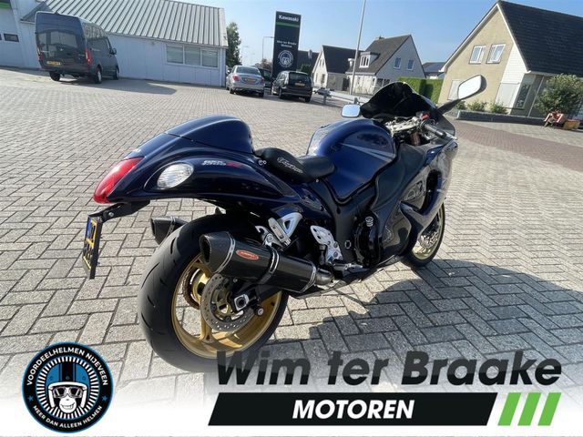 suzuki - gsx-r-1300-hayabusa