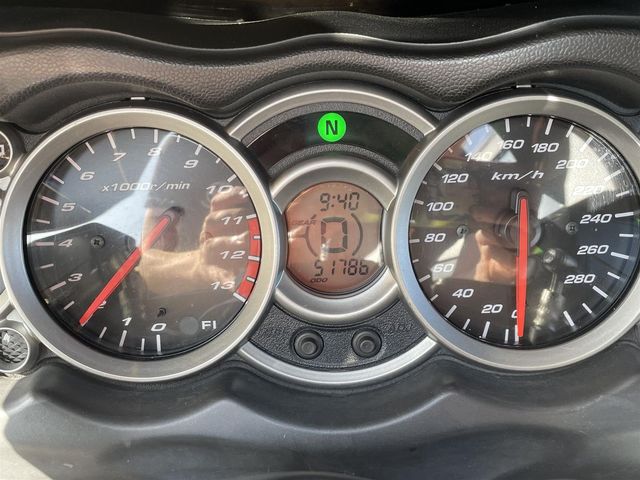 suzuki - gsx-r-1300-hayabusa