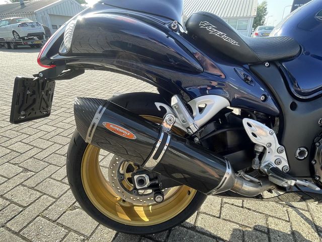 suzuki - gsx-r-1300-hayabusa
