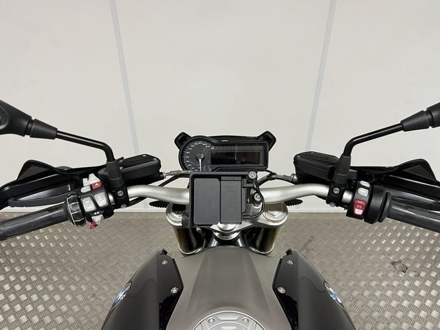 bmw - r-1200-r