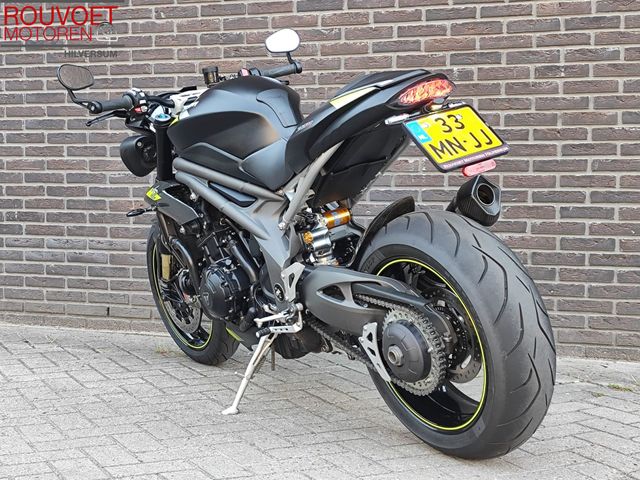 triumph - speed-triple-rs