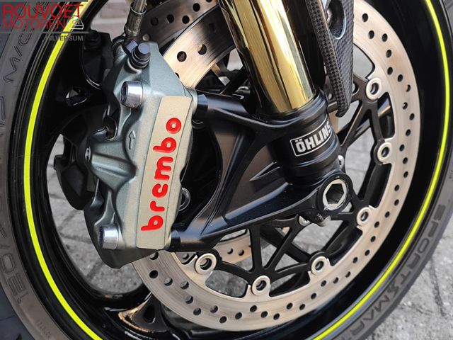triumph - speed-triple-rs
