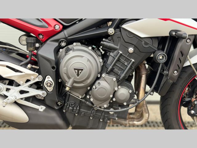 triumph - street-triple-765-r