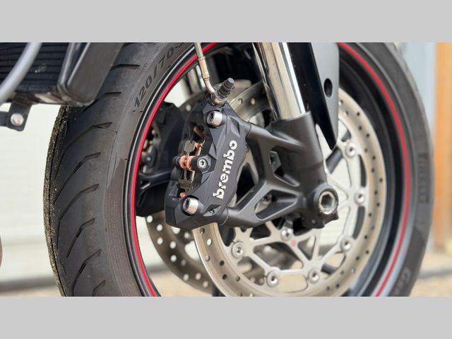 triumph - street-triple-765-r