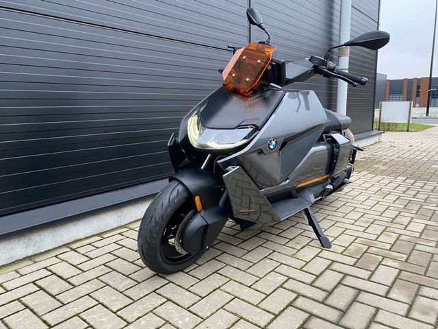 bmw - ce-04