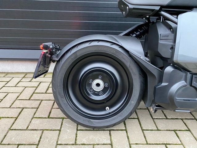 bmw - ce-04