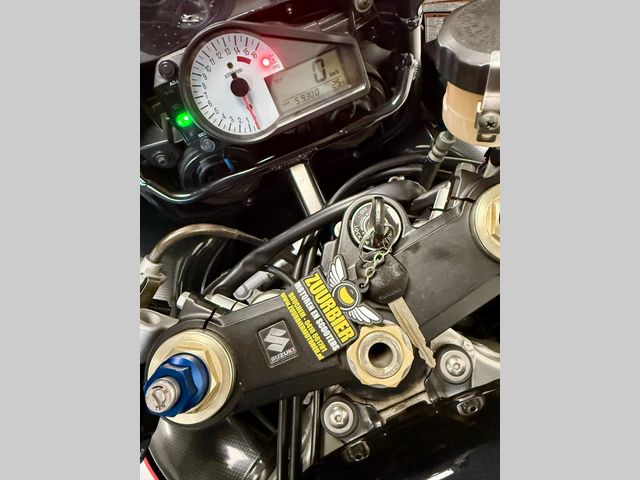 suzuki - gsx-r-750