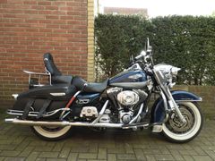 HARLEY-DAVIDSON ROAD KING CLASSIC FLHRCI