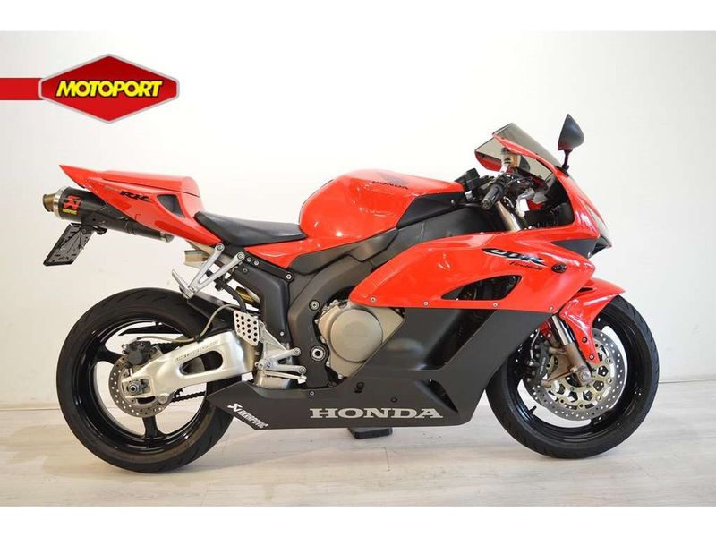 Honda CBR 1000 RR Fireblade 2004 occasion