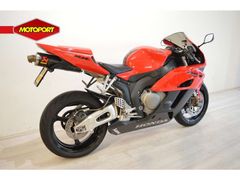 Honda CBR 1000 RR Fireblade 2004 occasion – foto 3 van 15