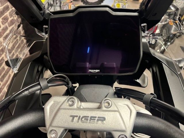 triumph - tiger-1200-desert-edition