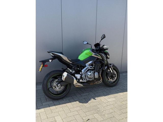 kawasaki - z900