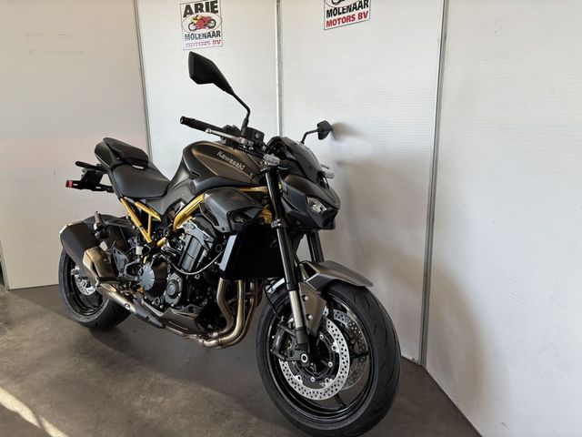 kawasaki - z900